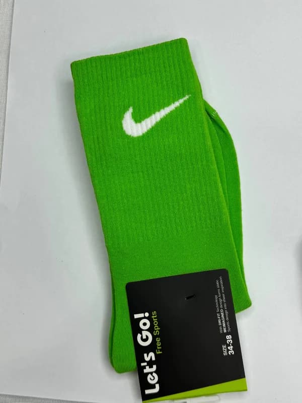 Мятно-зеленый