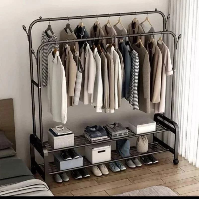 гардеробная вешалка