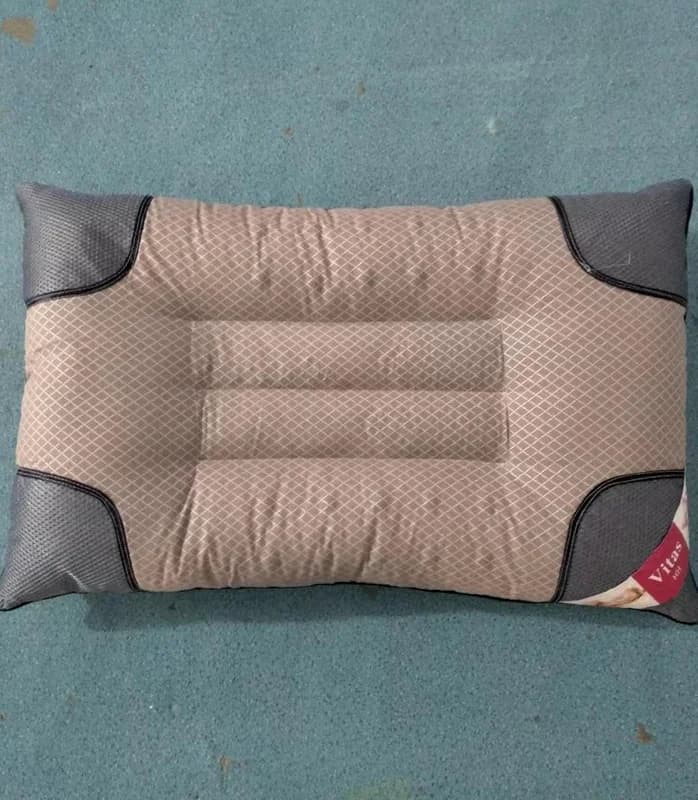 Персиковый