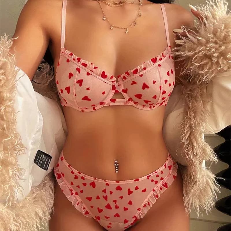 Амарантово-розовый