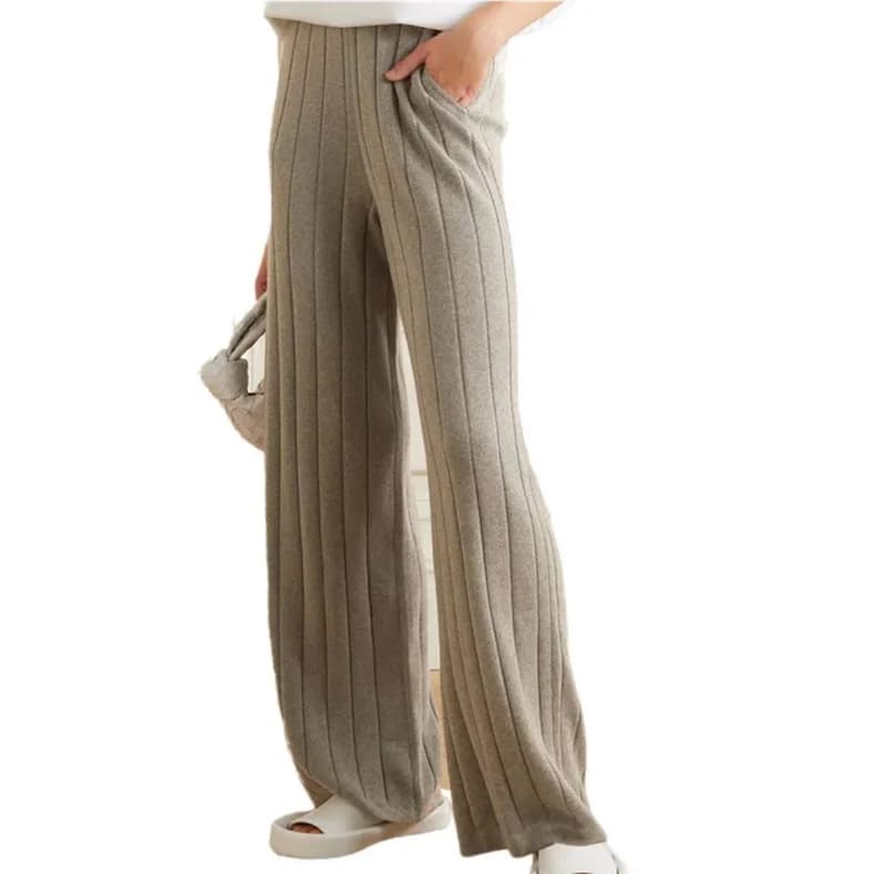 Бежево-серый